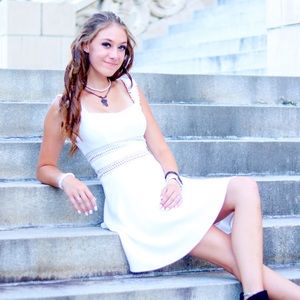 Meet your Posher, Lydia